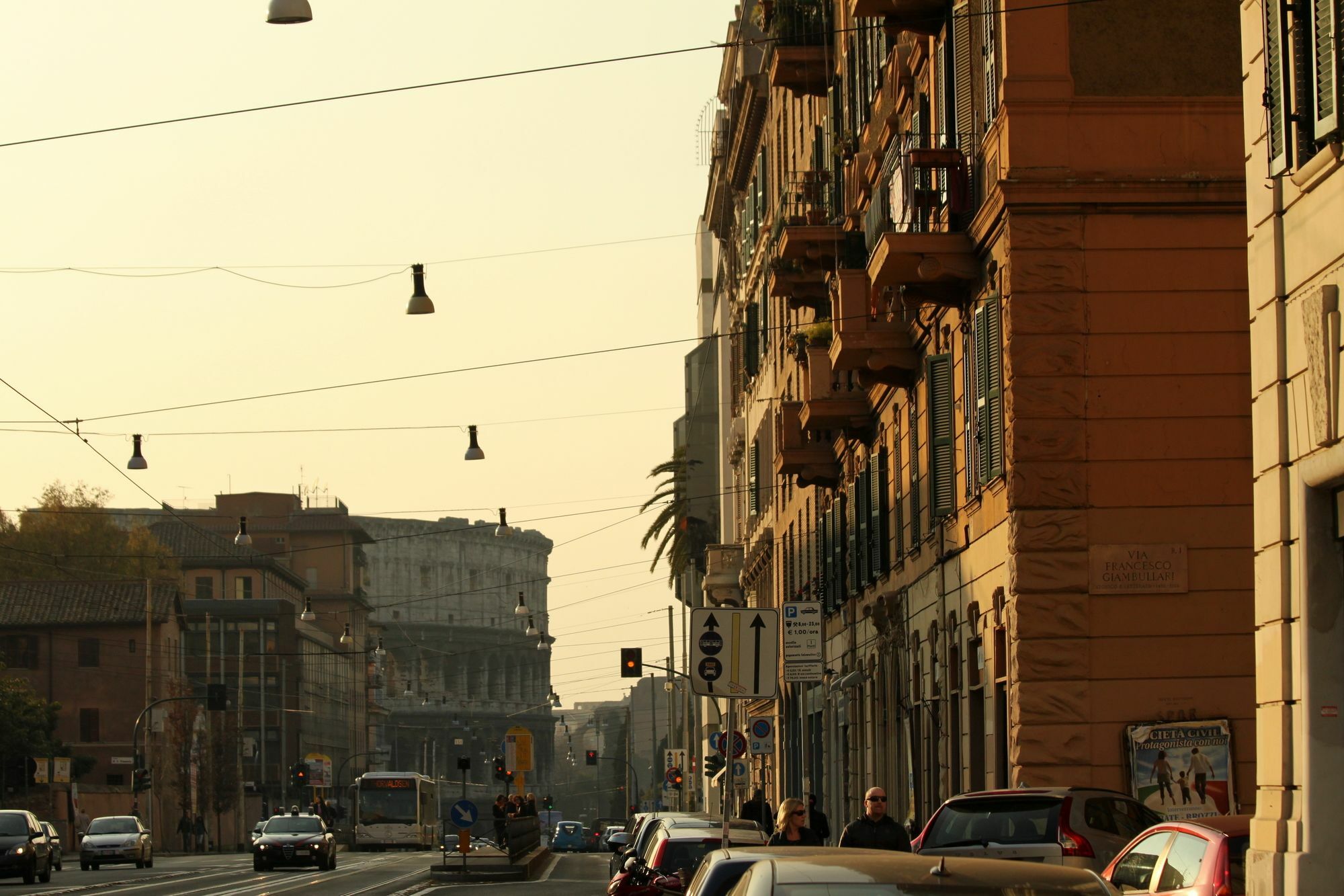 Colosseo Panorama By Ghor Rome Exterior photo